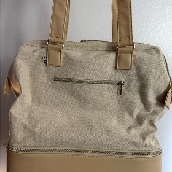 BEIS Mini Weekender 

NWOT - Picture 4 of 4